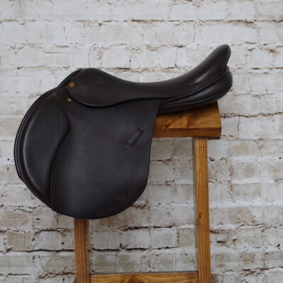 Black Country Quantum Jump Saddle