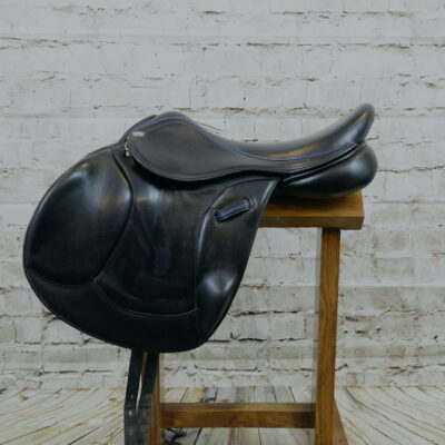 Winners Circle Monoflap 18" Jump Saddle