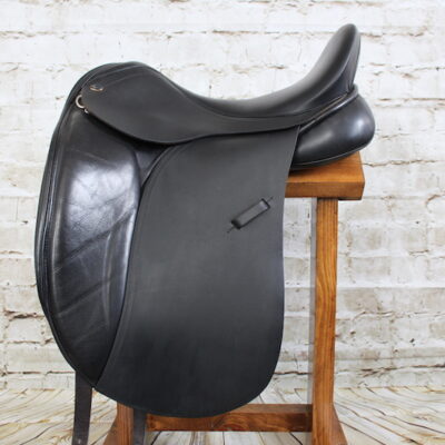 Silhouette Dual Dressage Saddle